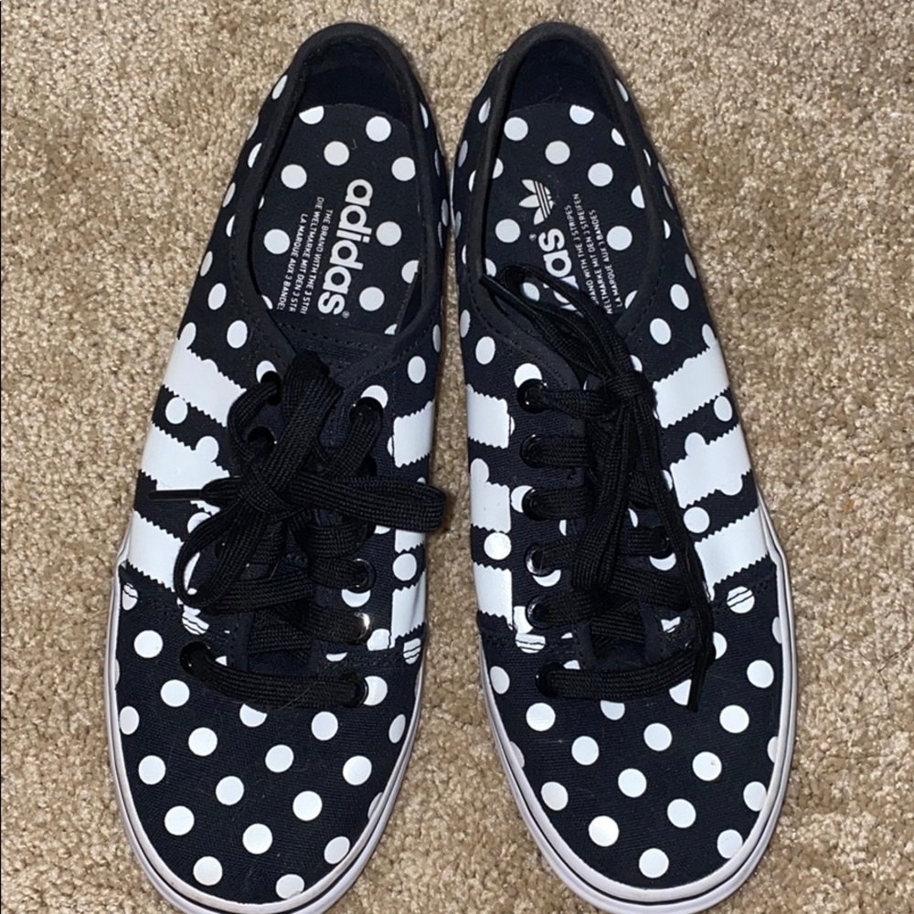 Adidas  Canvas sneaker